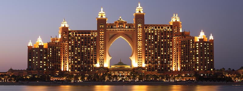 Top Reasons to Move to UAE